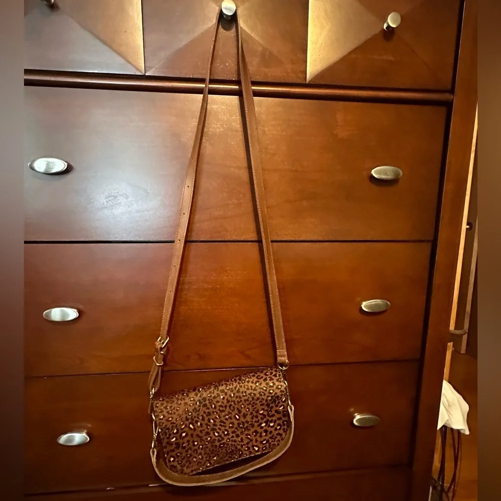 Madewell The Flap Convertible Crossbody Bag & Wallet Painted Leopard Calf Hair - Picture 2 of 16